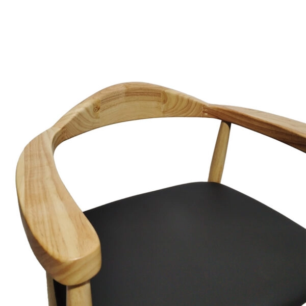 Πολυθρόνα Joube  rubberwood σε φυσική απόχρωση με μαύρο pu μαξιλάρι 59x48x73εκ