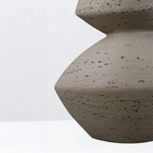 LOOMA I ΒΑΖΟ 28.5x15.5x34.5 RESIN ΚΑΦΕ