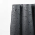 ORIN II ΒΑΖΟ 23x15.5x38 RESIN ΜΑΥΡΟ