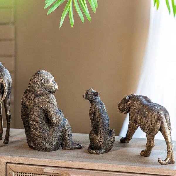 Artekko Animal Μπρονζέ Επιτραπέζια Διακοσμητική Τίγρη Ρητίνης (29x9x14.5)cm