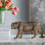 Artekko Animal Μπρονζέ Επιτραπέζια Διακοσμητική Τίγρη Ρητίνης (29x9x14.5)cm