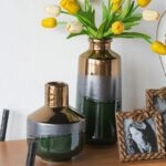 Artekko Electric Κεραμικό Βάζο σε Πράσινο με Μπρονζέ (15.5x15.5x20)cm