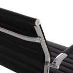 ΚΑΡΕΚΛΑ ΕΠΙΣΚΕΠΤΗ BOSS HM1023.31 ΜΕ ΜΠΡΑΤΣΑ Κ ΜΑΥΡΟ PU 54x56x87Υεκ.