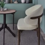 Artekko Moses Εκρού Καρέκλα με Μπουκλέ Ύφασμα (60x60x90)cm