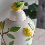 Artekko Lemon Εκρού Κεραμικό Βάζο Δοχείο με Καπάκι και Λεμόνια (22x22x37.5)cm