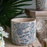 Artekko Cement Μπεζ Τσιμεντένια Διακοσμητικά Κασπώ με Σχέδια (18x18x17)cm 2pcs