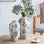 Artekko Aging Λευκό Κεραμικό Βάζο με Γκρι Λουλούδια (20.5x20.5x34.5)cm