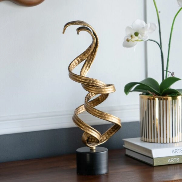 Artekko Trophy Χρυσό Μεταλλικό Επιτραπέζιο Διακοσμητικό (13x9x42)cm