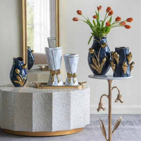 Artekko Glazed Λευκό Κεραμικό Βάζο με Χρυσές Λεπτομέρειες (15.5x15.5x30.7)cm