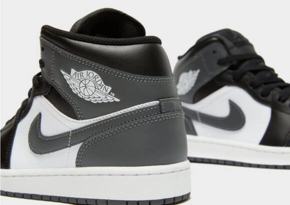 Ανδρικά Sneakers ΜποτάκιαAir Jordan 1 Mid Μαύρο/Άσπρο