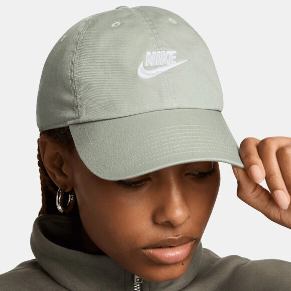 Γυναικείο Καπέλο Nike Club Γκρί