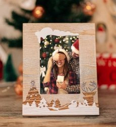 Χριστουγεννιάτικη Ξύλινη κορνίζα Christmas Scene