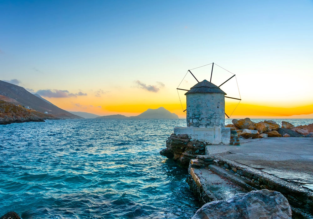 Πινακας σε καμβά TRADITIONAL WINDMILL