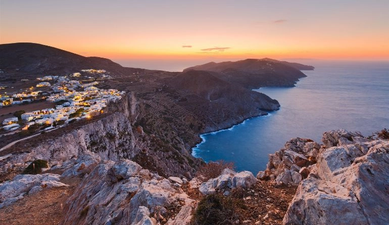 Πανοραμική θέα απο την Φολέγανδρο