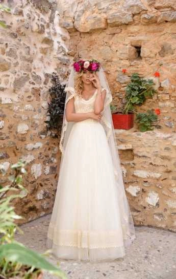 Vintage νυφικό με τούλι απο την συλλογή Zolotas