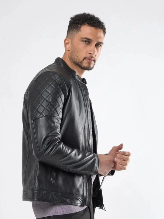 Δώρο κουμπάρου: 15 αξέχαστα δώρα για τον καλύτερο σου φίλο 14 Μαύρο μοντέρνο ανδρικό δερμάτινο μπουφάν