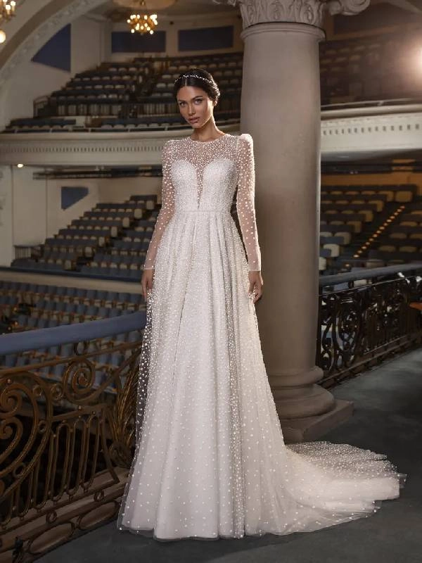 18 Μαγικές ιδέες για έναν εντυπωσιακό χειμωνιάτικο γάμο! 17 Χειμωνιάτικο Νυφικό Pronovias