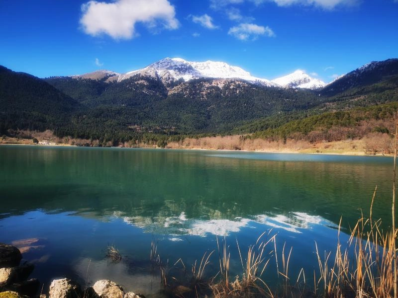 12 Ρομαντικοί χειμερινοί προορισμοί στην Ελλάδα για ζευγάρια 5 Τρίκαλα Κορινθίας
