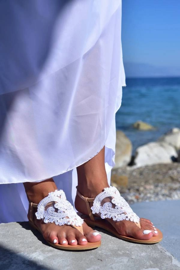 Νυφικά δαντελένια σανδάλια, χειροποίητα από γνήσιο ελληνικό δέρμα