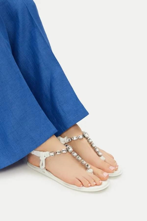 Νυφικά σανδάλια Badura σε λευκό χρώμα