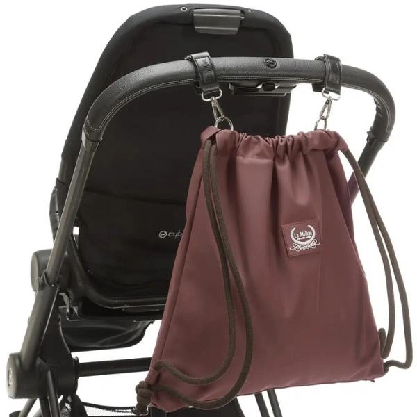 Αδιάβροχο σατινέ καουτσούκ με μινιμαλιστικό design και τρεις τρόπους μεταφοράς (πλάτη/χέρι/στο καρότσι)