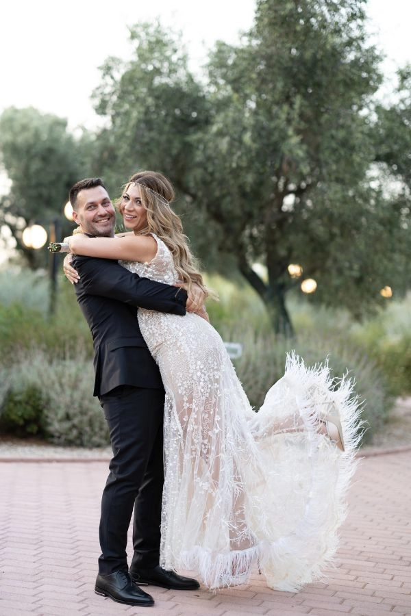 Χαλαρή φωτογράφιση γάμου με χαμόγελα