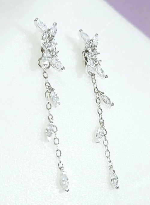 Silver Flower Earrings | Jung Hee Joo – Memories of the Alhambra