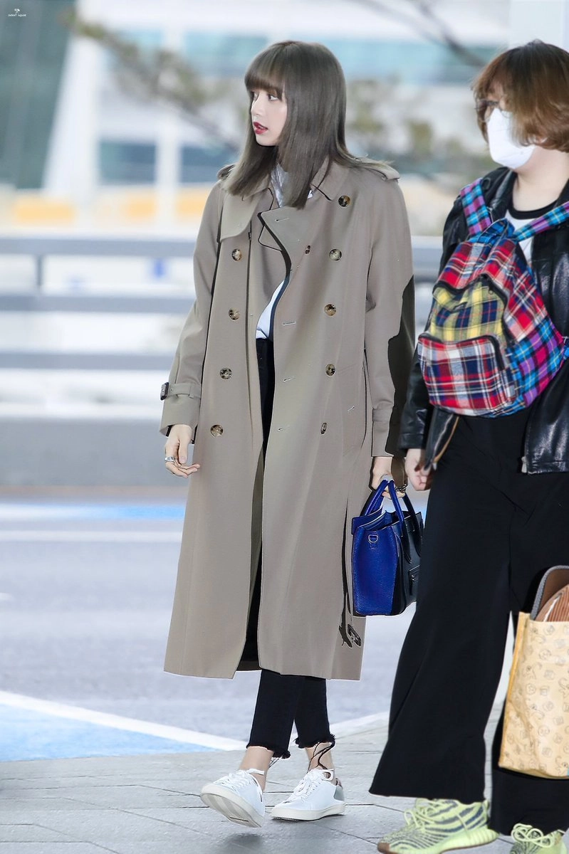 Trench Coat Cargo Pants 2019 Trend Beige Airport Fashion Coat Lisa BlackPink Fashion Chingu