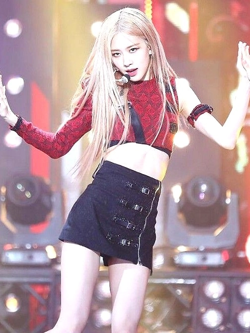 Kill this love  Black pink　ROSE トレカ s-l400.jpg