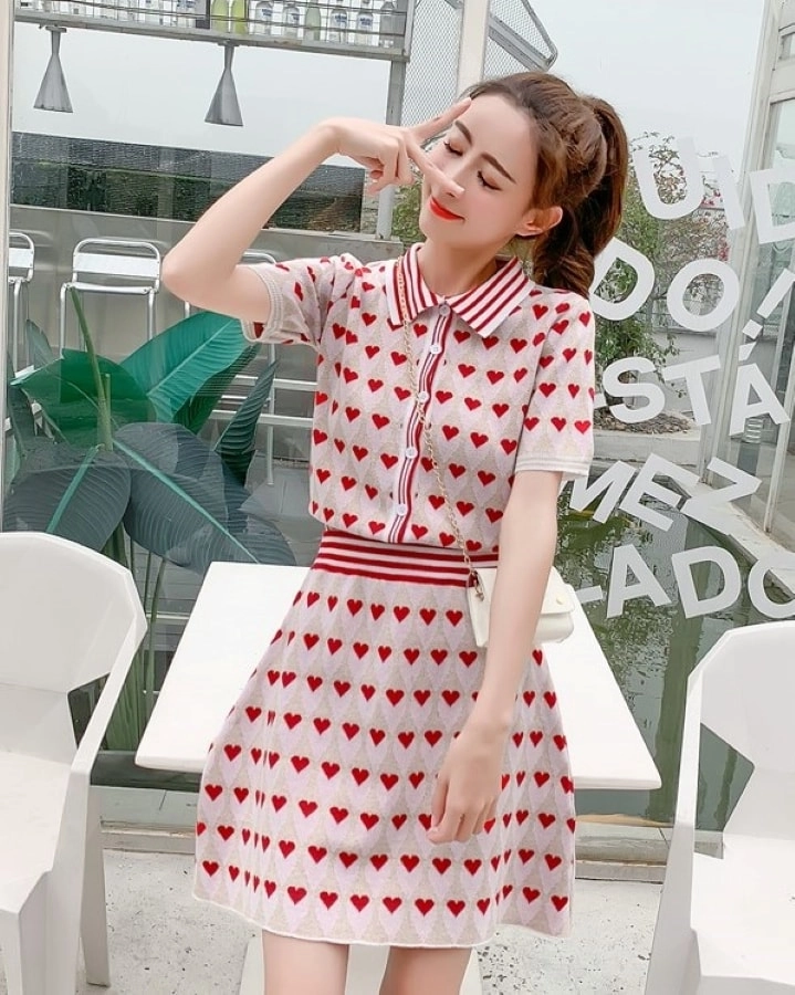 Red Hearts And Stripes Top With Skirt Set | Lisa - BlackPink