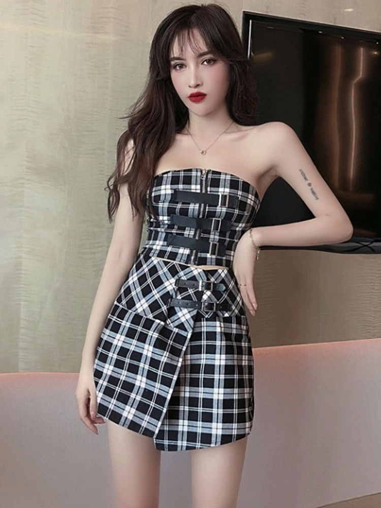 Black And White Plaid Skirt Jennie BlackPink Fashion Chingu
