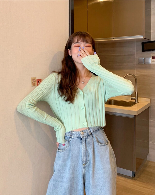 【新品】QUNG QG Classic Cropped Cardigan 完売品 新品】QUNG QG Classic Cropped Cardigan 完売品 Crop Cardigan
