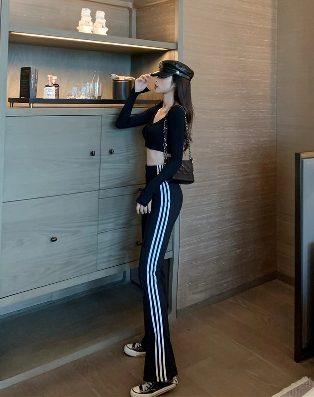 BLACKPINK LISA VIXI TRACK PANTS Lサイズ BLACKPINK LISA VIXI TRACK PANTS Lサイズ（Theory 19AW ワイド