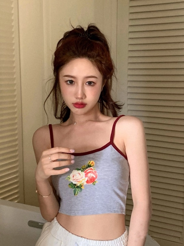 TWICE タンクトップ　MOMO TWICE モモ メッシュタンクトップ