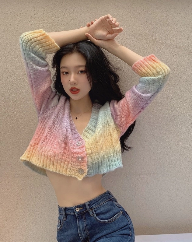 Multicolored Rainbow Dye Cropped Cardigan | Jisoo
