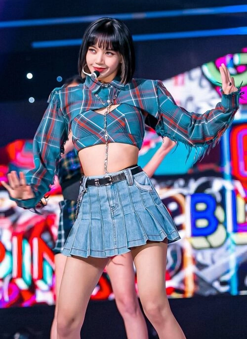 Black Hollow Long Sleeve Crop Top | Lisa - BlackPink