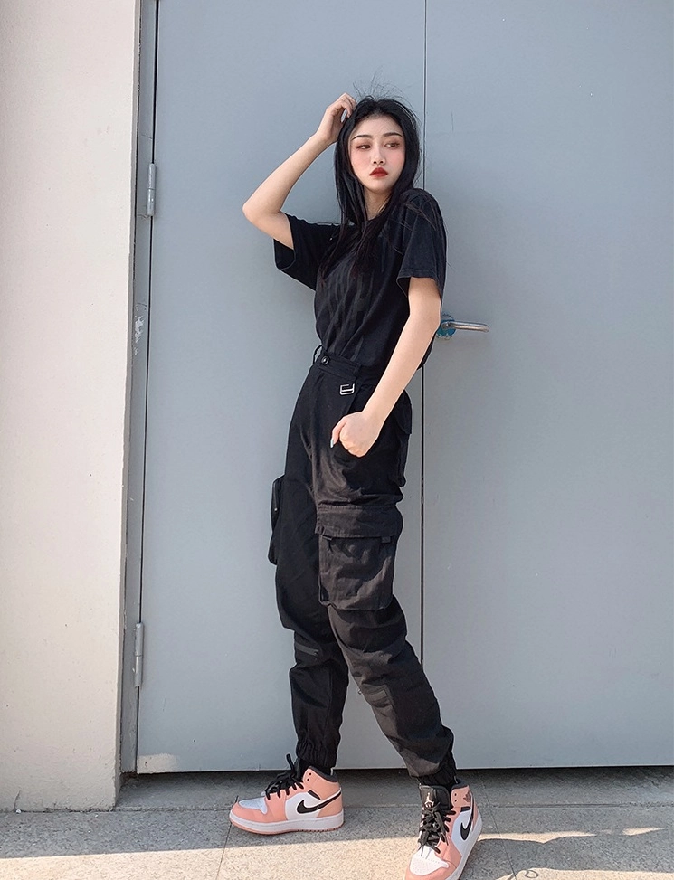 Black Jogger Pants | Rose - BlackPink - Fashion Chingu