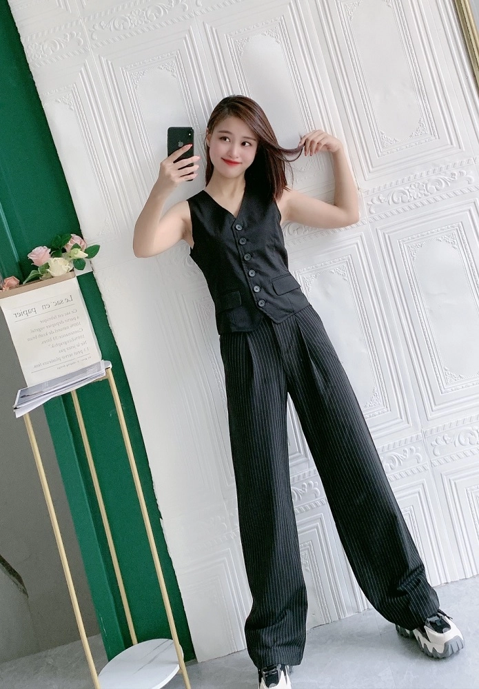 【GATELESS】SMUDGING PANTS ★BLACKPINKジェニー着用★ ジェニ着用 ボトムス(レディース) - 海外通販のBUYMA