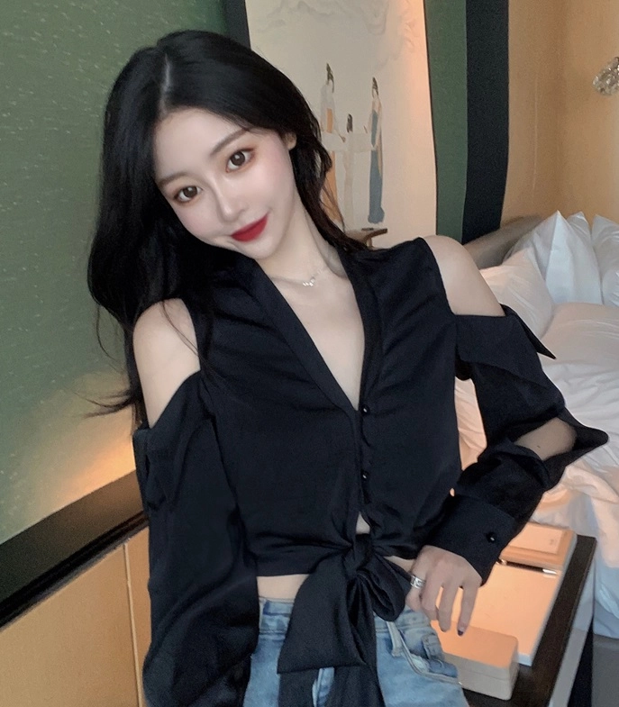 BLACKPINK JISOOジス AMORTAGE CROP TSHIRT jisoo_amortage_tshirt_main.jpg