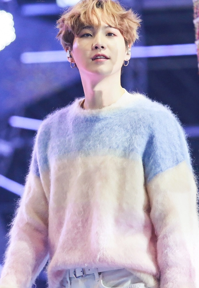 Pastel Gradient Mohair Sweater | Suga - BTS - Fashion Chingu