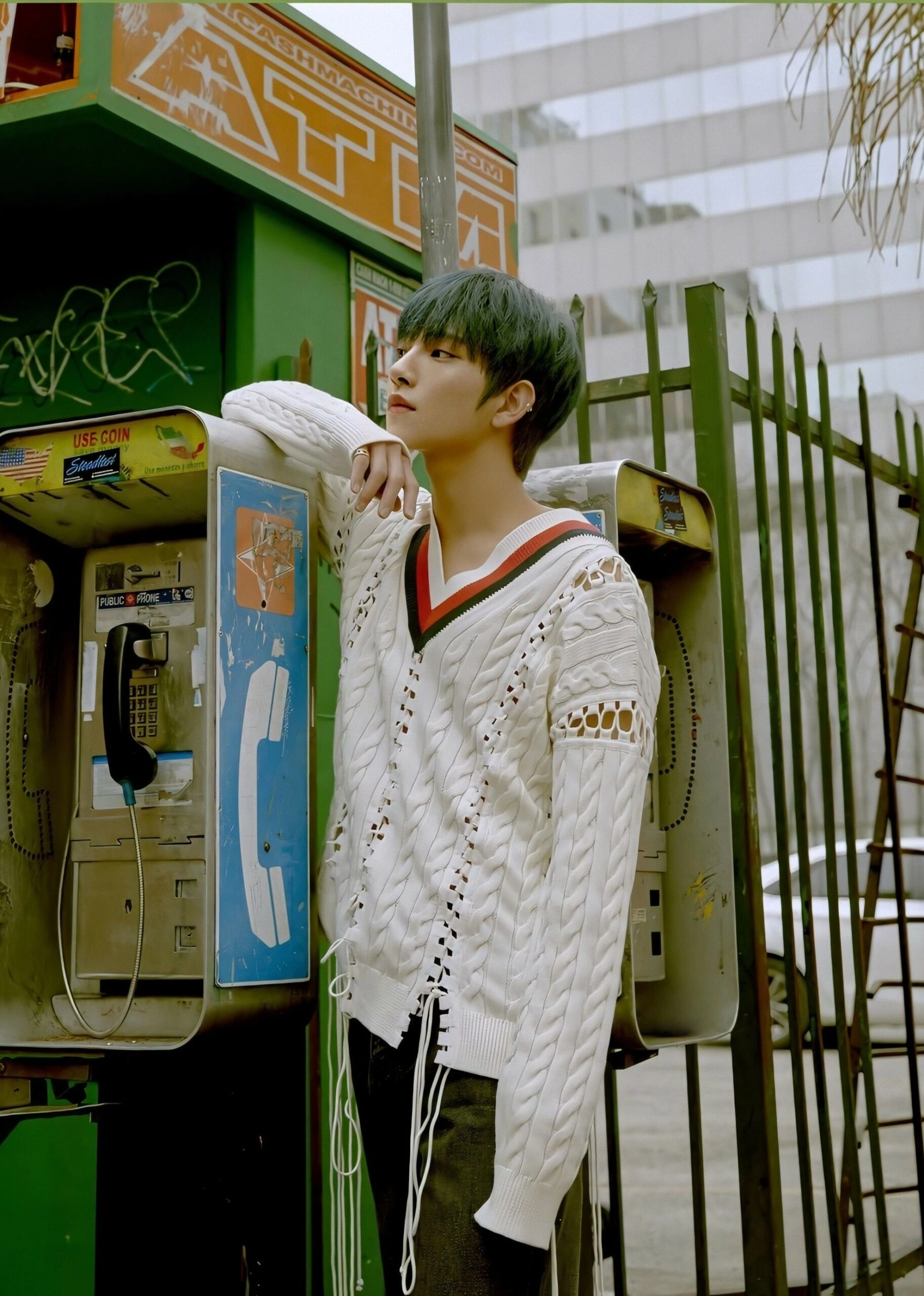 White Hollow Knitted X Strings Sweater | Joshua - Seventeen