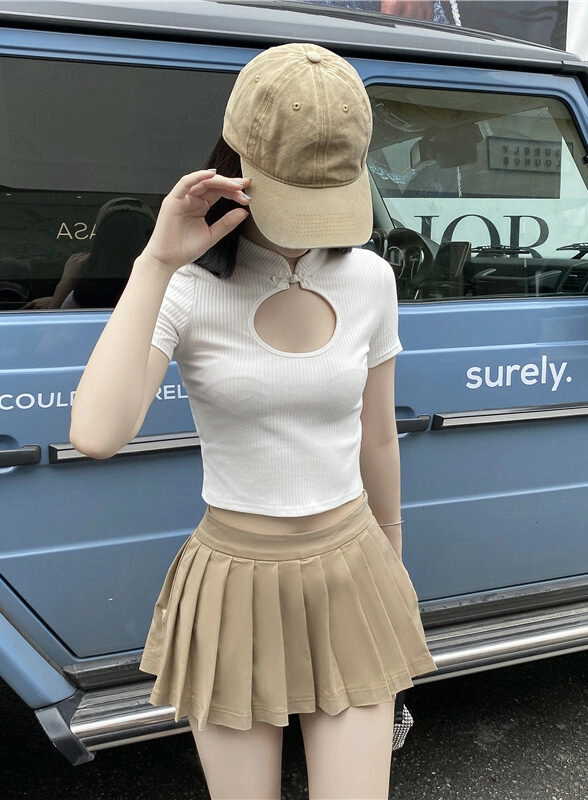 ★GLOWNY★GIRLFRIEND PLEATED MINI SKIRT (BEIGE)★正規品/人気 Adorable Style Mid Rise Button Pleated Mini Skirt | Windsor