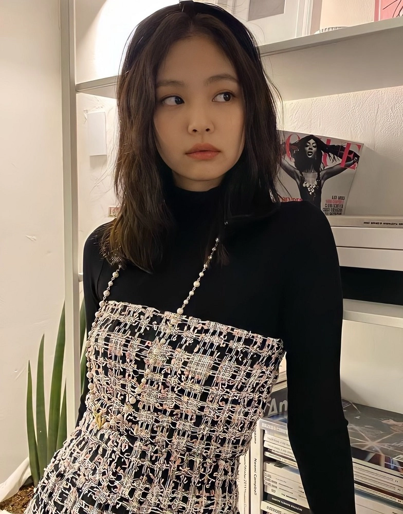 Black Long Sleeve Plaid Tweed Dress | Jennie - Blackpink - Fashion