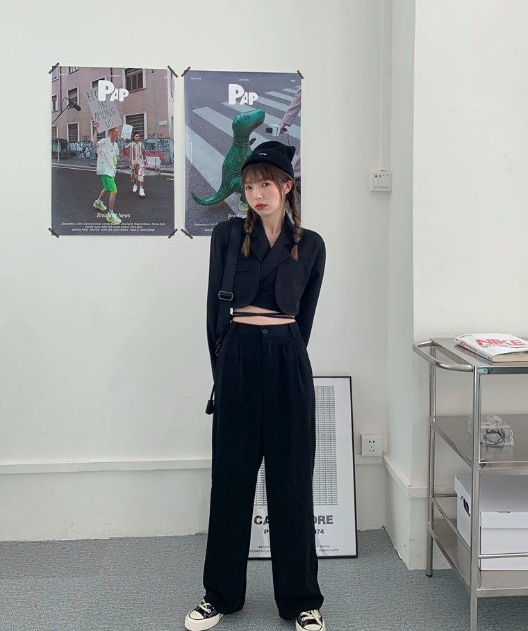 Black Tie Waist Cropped Suit Jacket | Hyunjin - Stray Kids