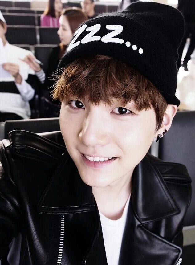 2017防弾少年団　SUGA BTS 3RD MUSTER ARMY　帽子 特価】 2017防弾少年団 SUGA BTS 3RD MUSTER ARMY 帽子