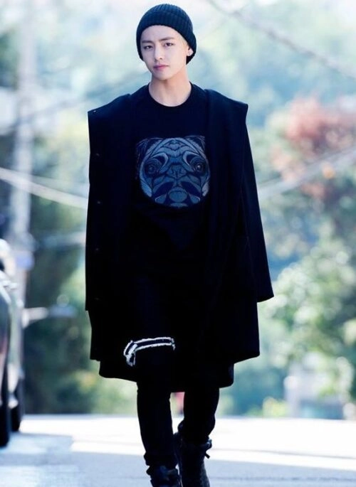 Black Pants With Knee Strap | Taehyung - BTS