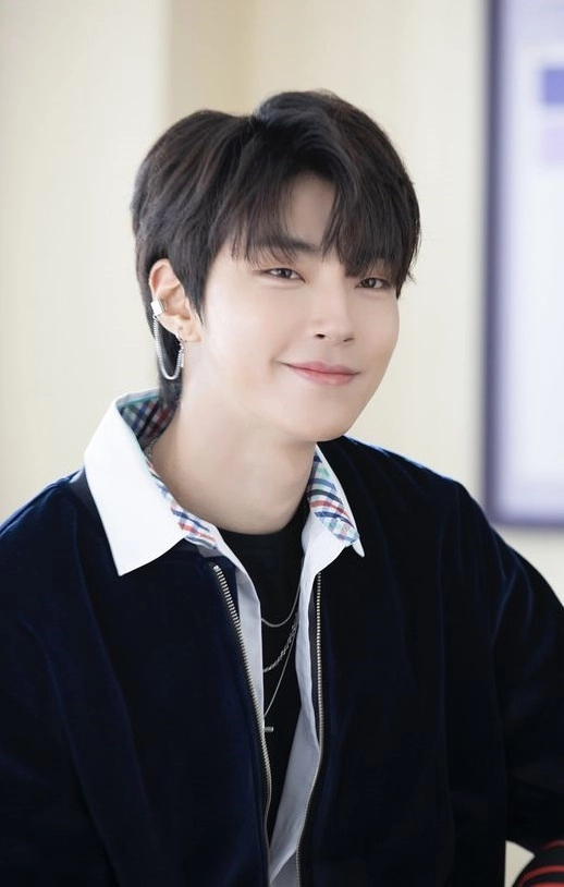 Silver Ear Bone Chain Earring | Han Seo Jun - True Beauty