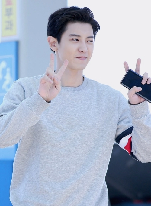 EXO Outfit Shop - Get Newest EXO Clothes & EXO Fashion