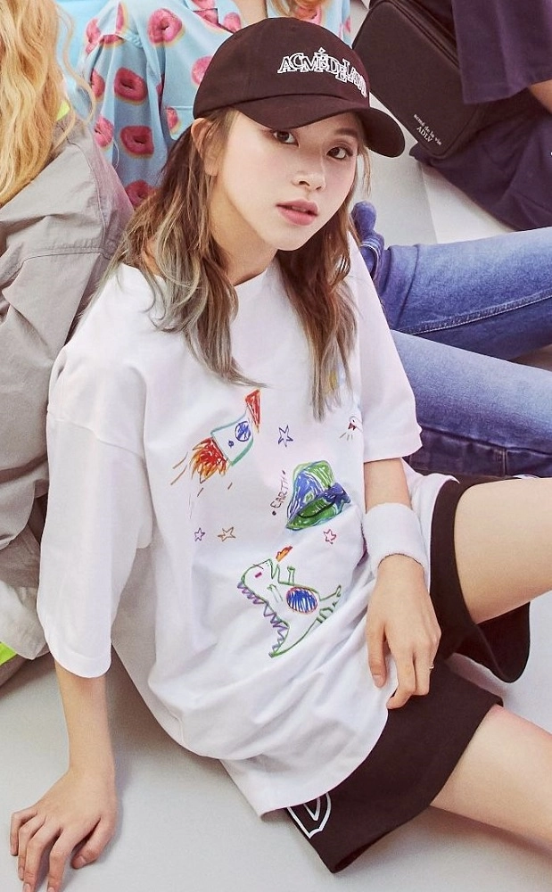 tシャツ Carnival print T-shirt レディース Cayxatiu Cute Cat Graphic Tees for Women Harajuku Shirt