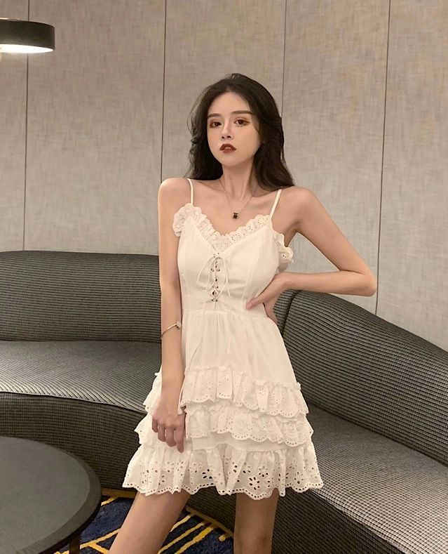 White Layered Lace Dress | Yeojin - Loona - Fashion Chingu